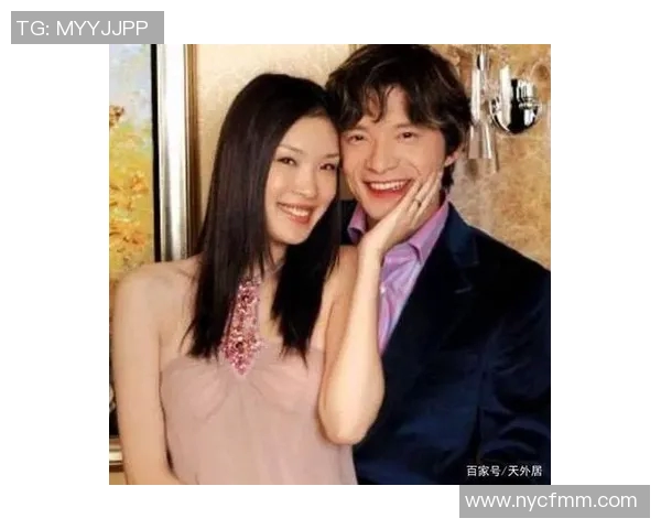 足球明星谢晖的妻子揭秘她的生活与支持背后的故事 足球明星谢晖的妻子揭秘她的生活与支持背后的故事